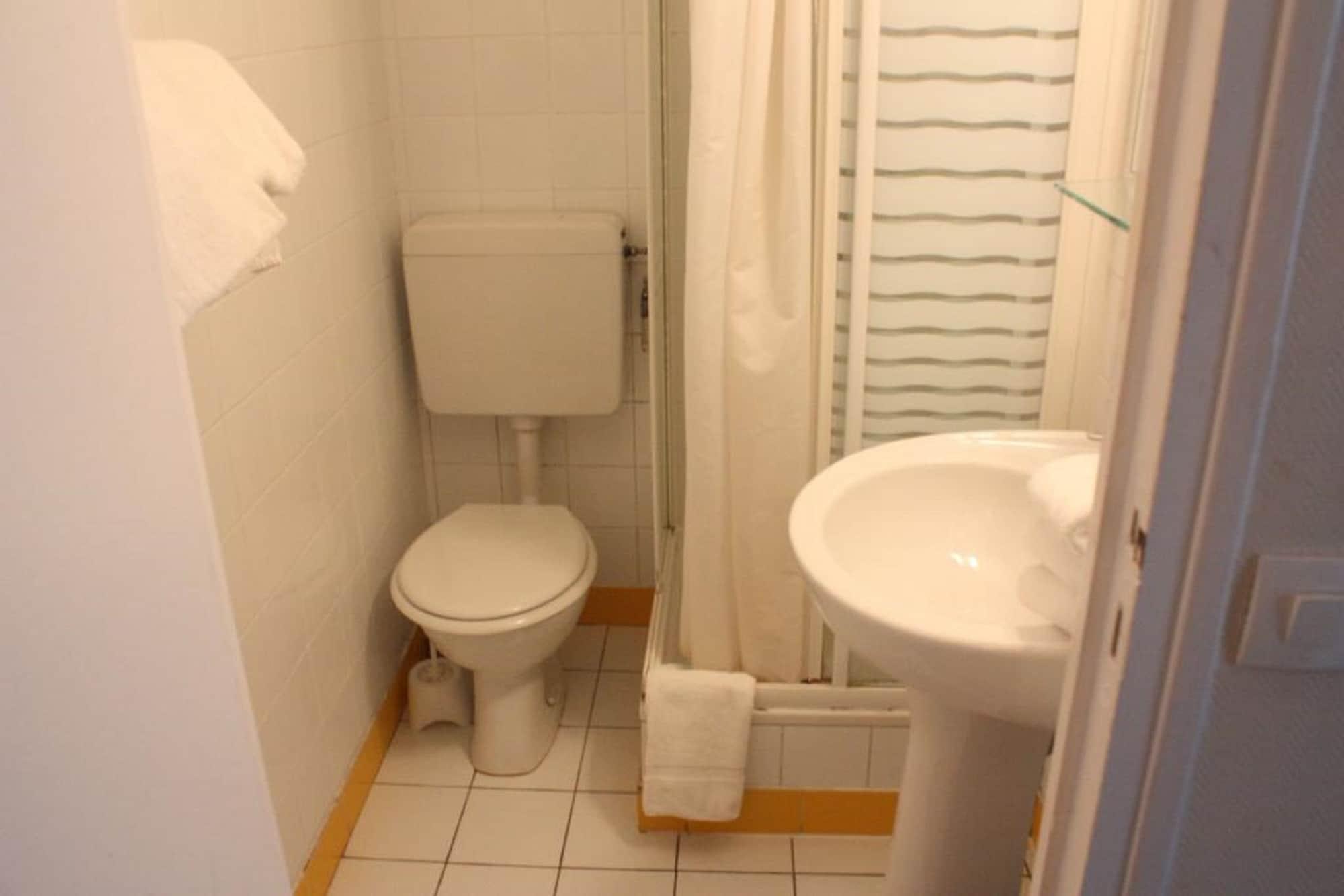 Hotel Excelsior Paris Bagian luar foto